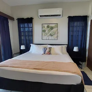 One Seven Solberg Charlotte Amalie
